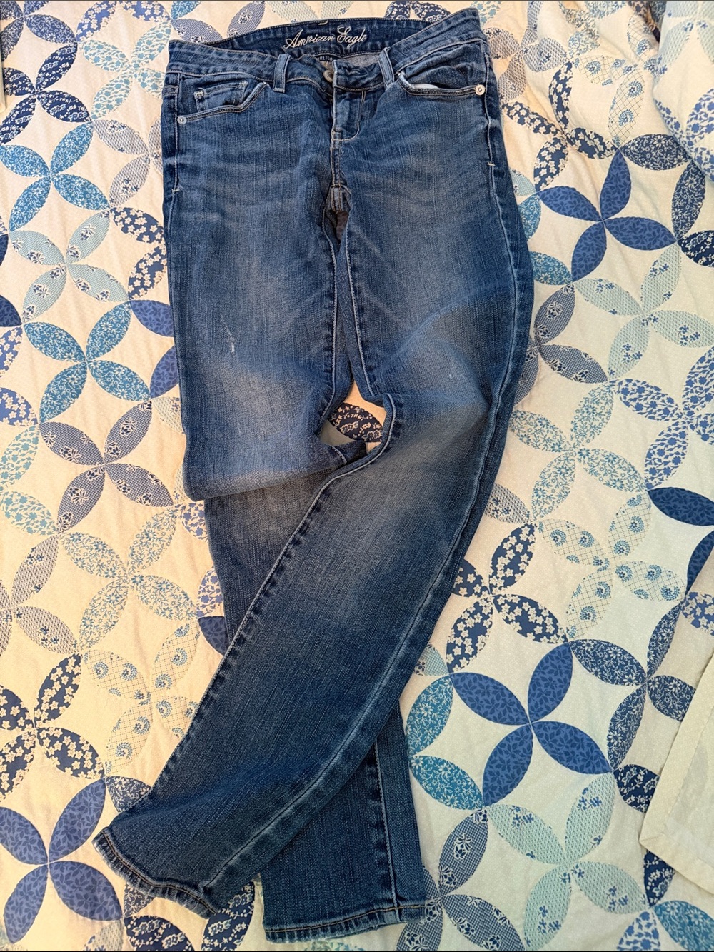 American Eagle Outfitters Women's Medium Blue Skinny Jeans
